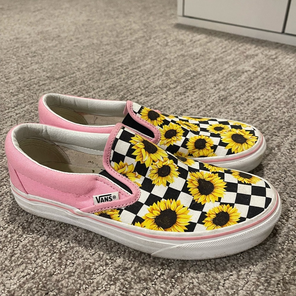 Like new women’s custom sunflower vans
